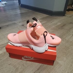 Pink Nike Presto Extreme VDAY edition